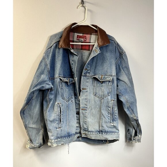 Vintage/Distressed/Boho/Punk Marlboro Country Store Denim Jacket Size XL 🩵 - Picture 1 of 16